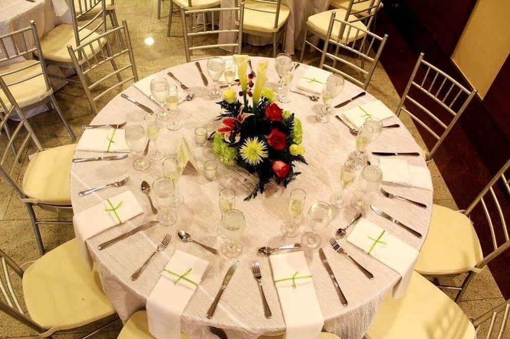 Torres De Alba Hotel & Suites Panamaváros Kültér fotó